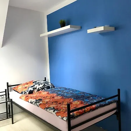 B-hostel Hostel *