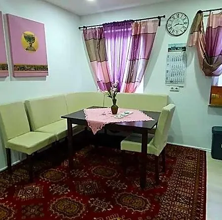 بيت شباب B-hostel كاسيل