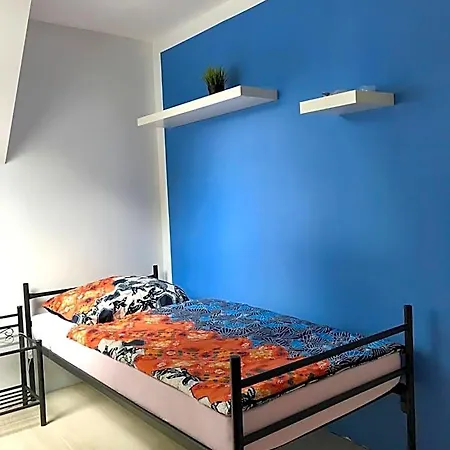 B-hostel بيت شباب